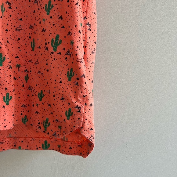 Adidas Adicross Golf Desert Button Up Short Sleeve Shirt in Coral Fusion, size S - Picture 5 of 11